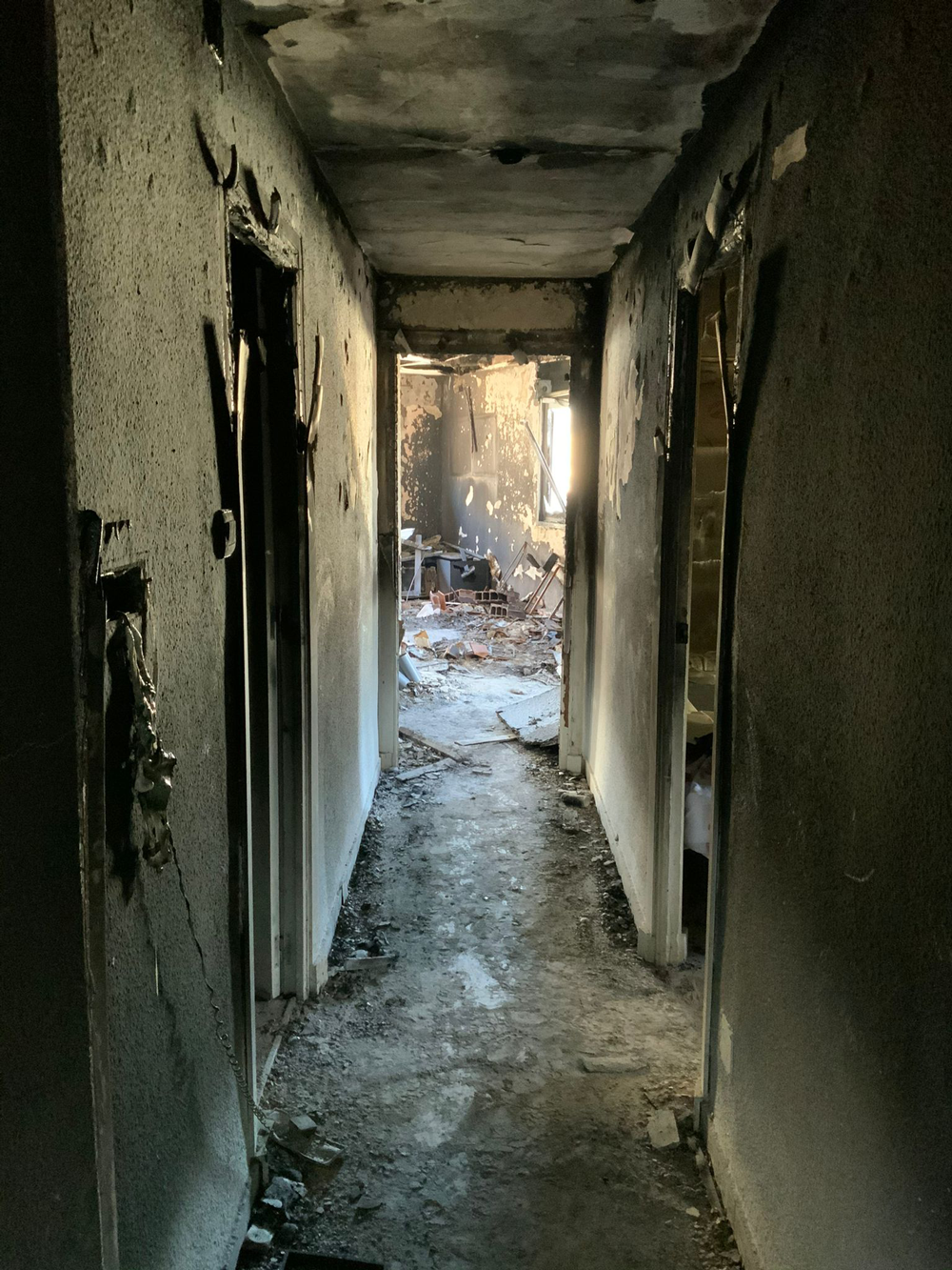 Imagen del antes de un piso incendiado.
